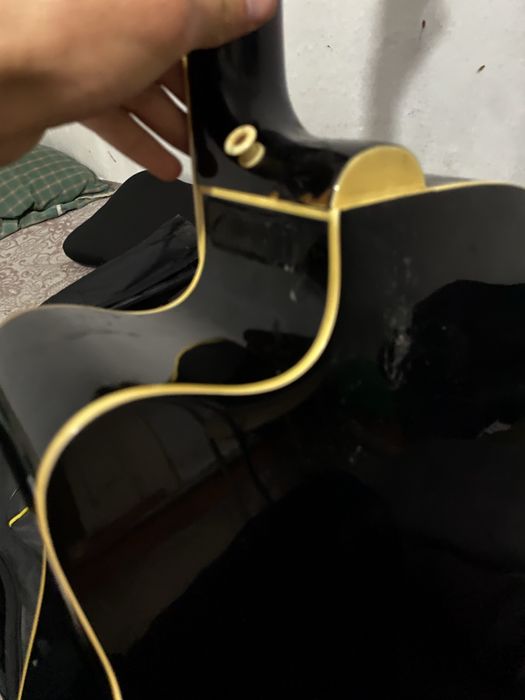 Гитара сатлады 25000 келсім бар