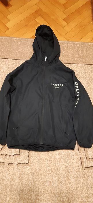 Ветровка Черна Ветровка