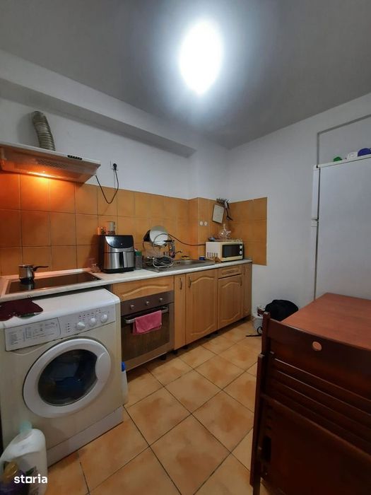 Apartament 2 camere zona Stefan Cel Mare