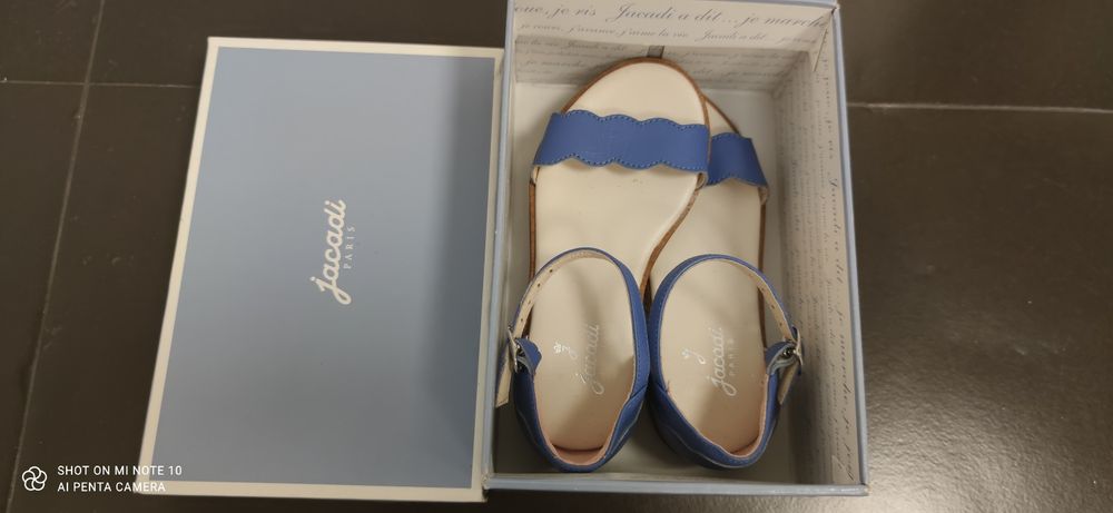 Jacadi нови детски сандали