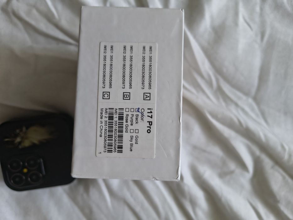 Telefon mobil cu taste i17ORO dual SIM nefolosit culoare negru