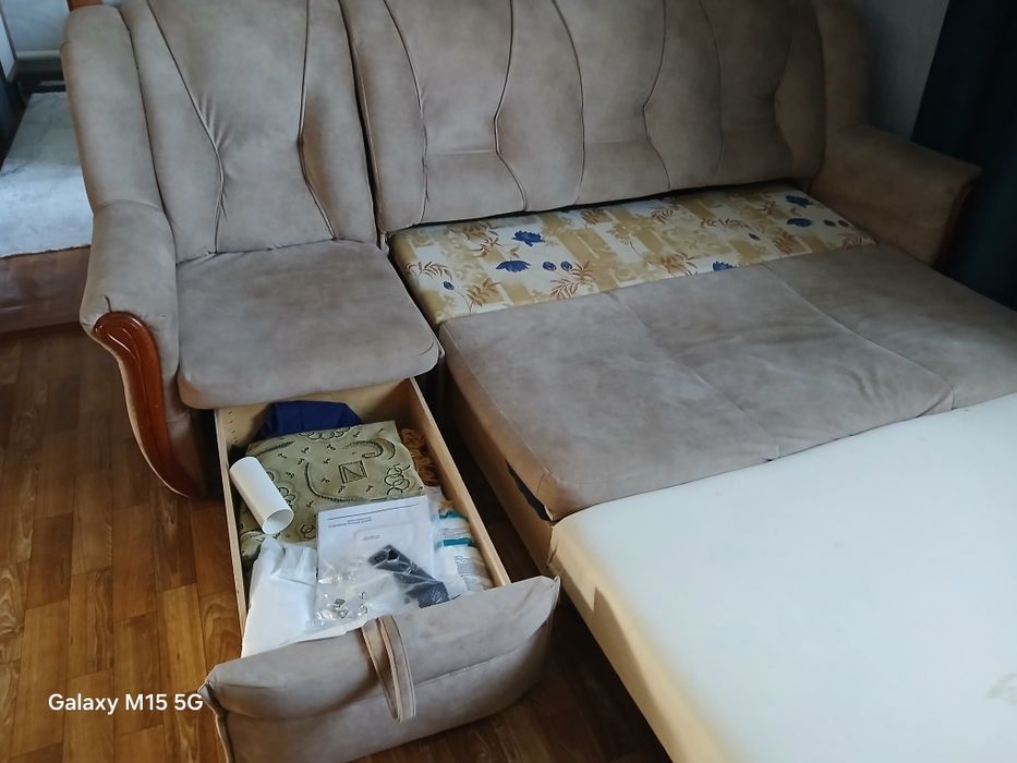 Продаётся диван хорошим состояние