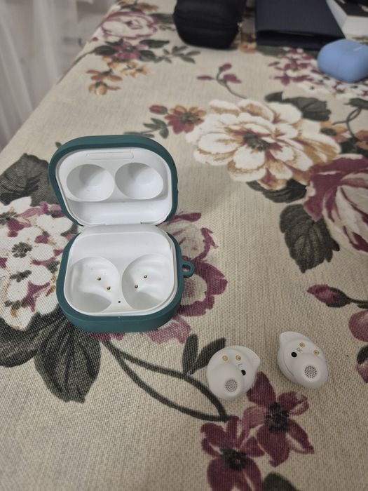 Наушники Galaxy Buds FE #2