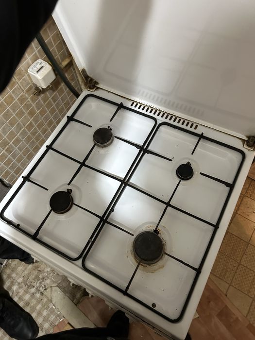 продам газовую духовку