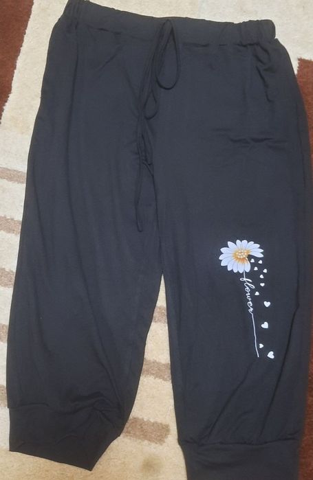 Pantaloni dama noi