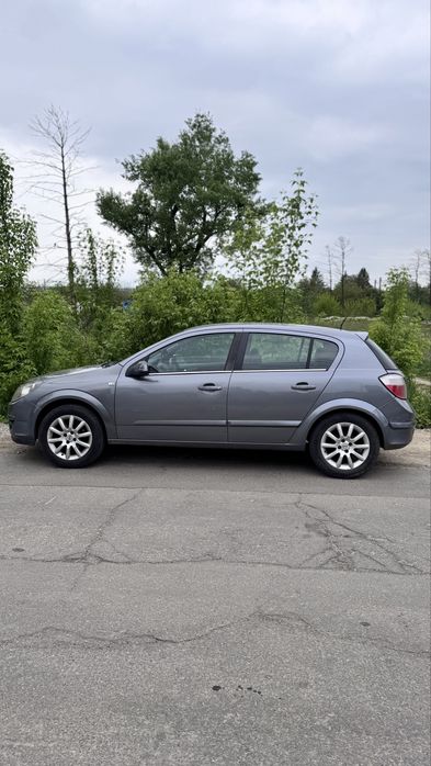 Vând opel astra h