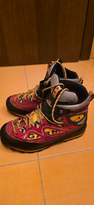 Bocanci Garmont Tower GTX culoare rosie pentru barbati, marimea 43