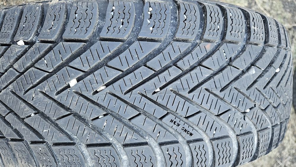 2бр гуми 205 55 16 пирели