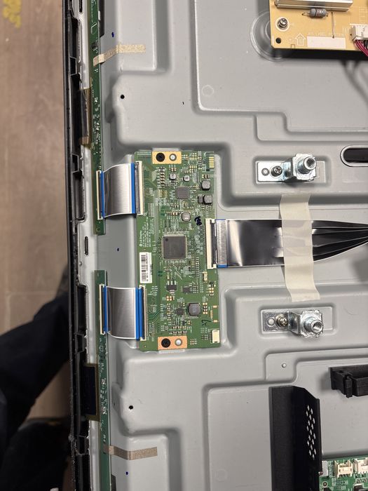 Televizor Philips pentru piese -display spart