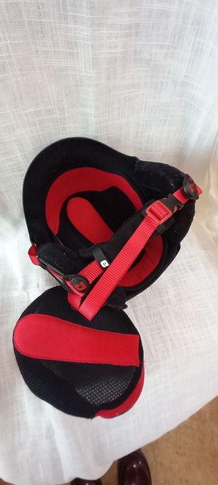 Каска за зимен спорт М размер