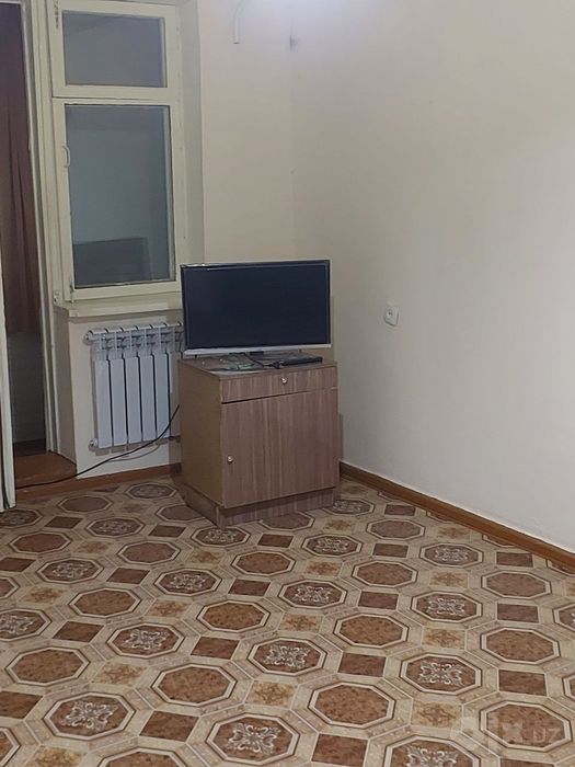 1 хонали уй сотилади