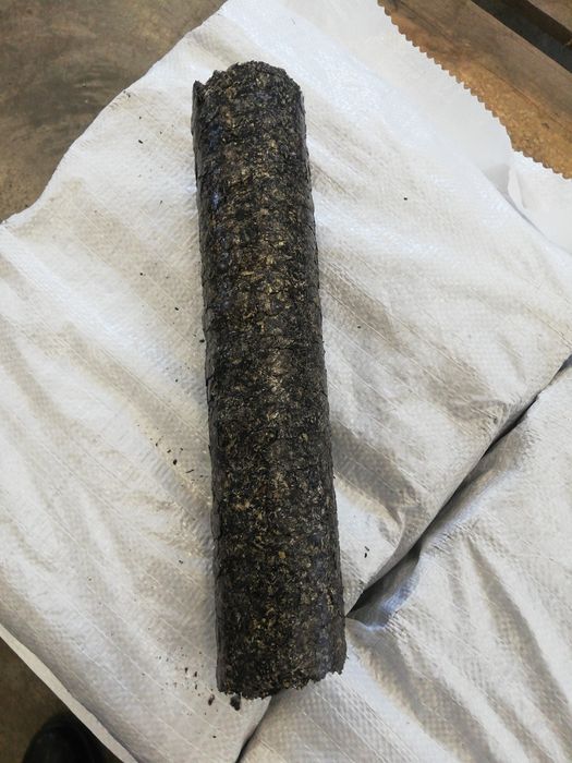 Слънчогледови пелети и брикети от производител.