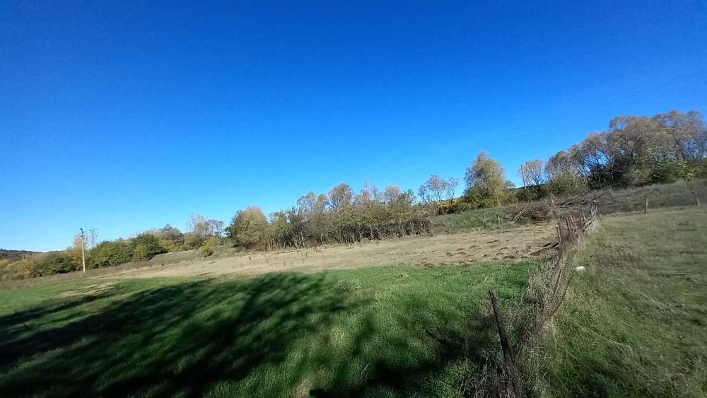 Продава се Парцел в с. Ушинци, Област Разград - 1010 кв.м за 15 €/кв.м - Снимка #1