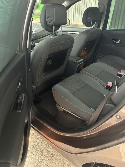 RENAULT Scenic 2012 — imagine 3