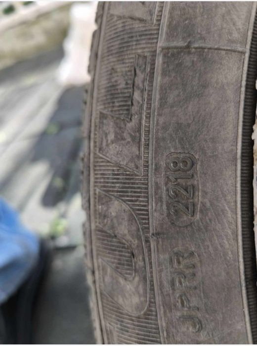 Джанти за Мерцедес с оригинални тасове и зимни гуми 205/55/16