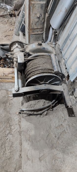 Лебедка на уралл