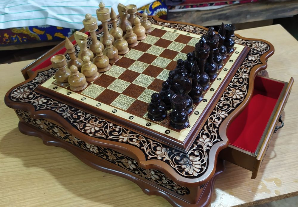 Shaxmat шахмат 50x 50 sm yonĝoq yoĝochdan yasalgan