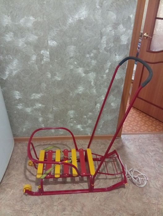 Продам детские сани