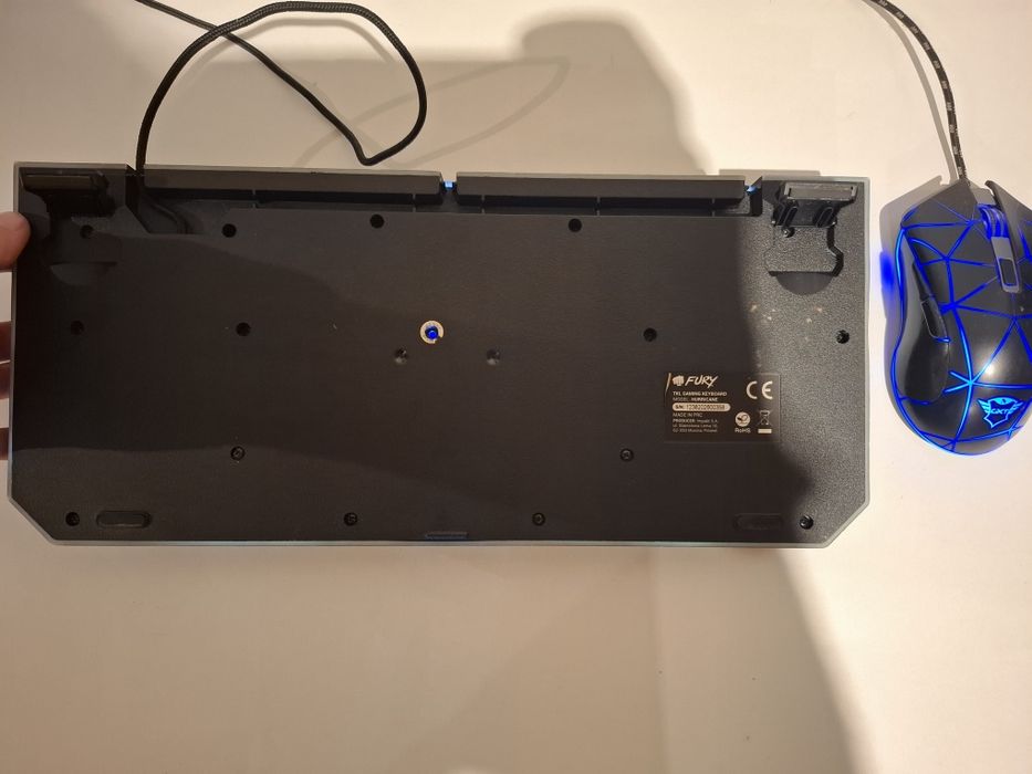 Tastatura Si mouse de gaming