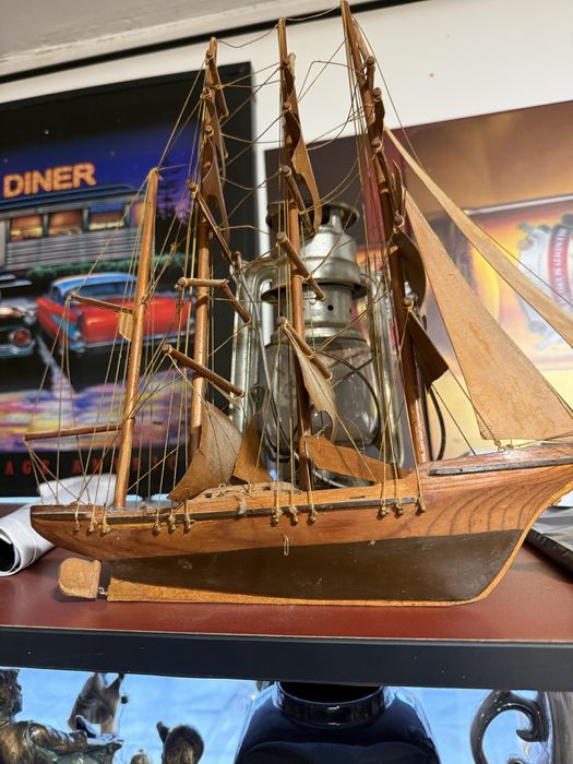 стар дървен кораб