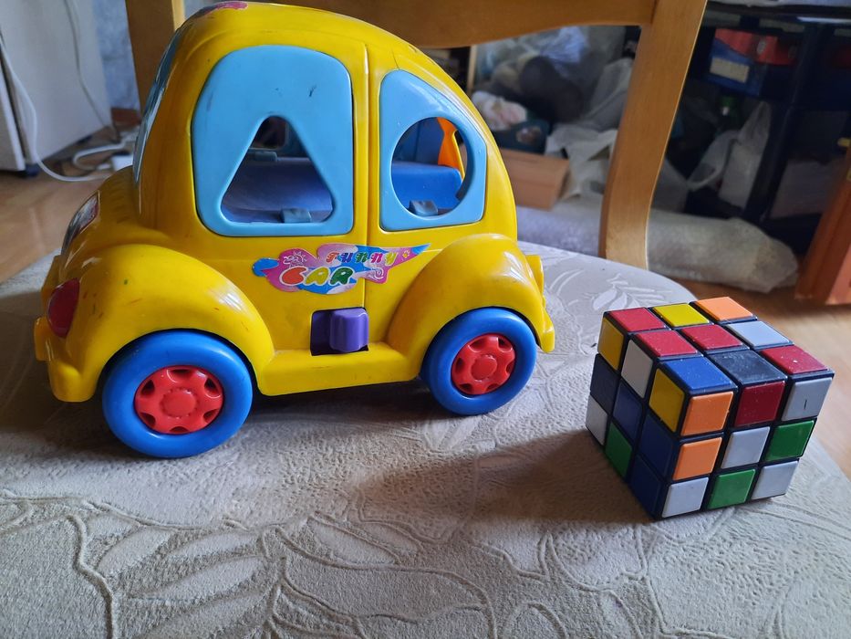 Пирамида, машинка, акварелью краски