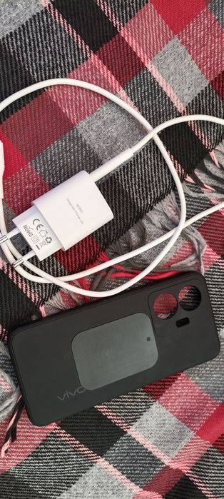 Продам VIVO Y55.