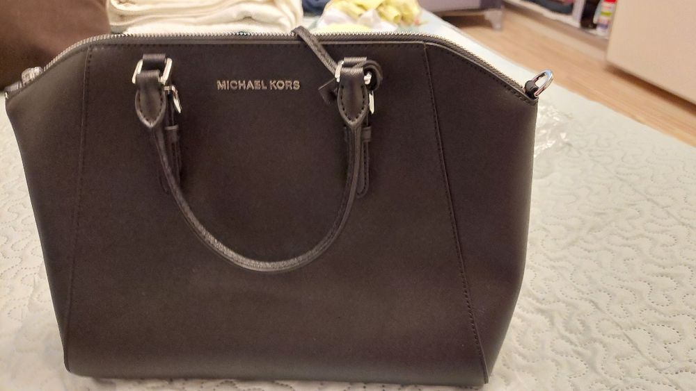 Geanta noua Michael Kors piele saffiano