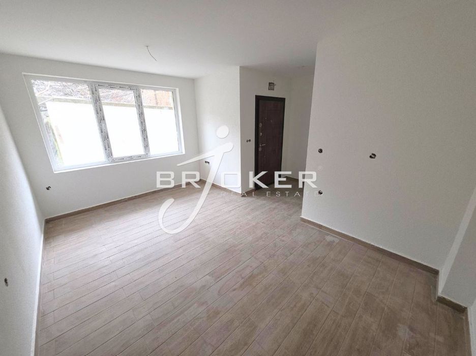 Продава се Офис в Кърджали, Студен кладенец - 25 кв.м за 776 €/кв.м - Снимка #3