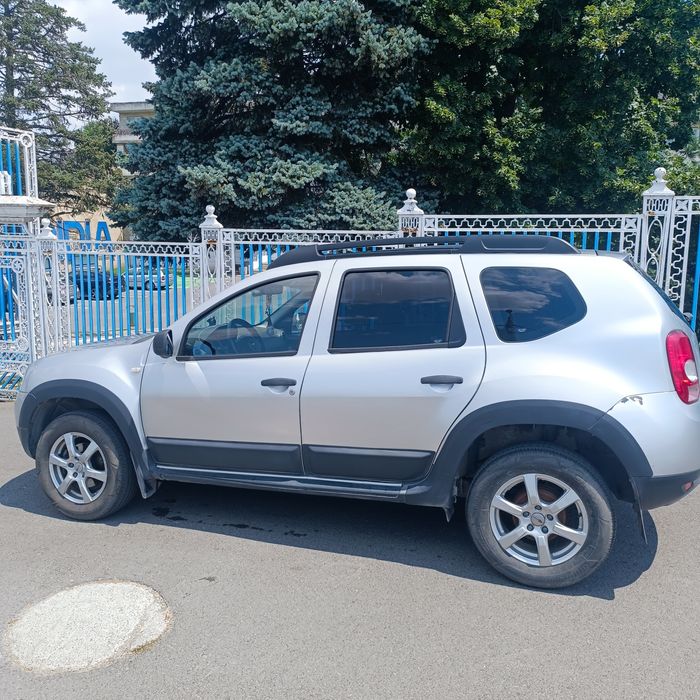 DACIA Duster 2011 — imagine 4