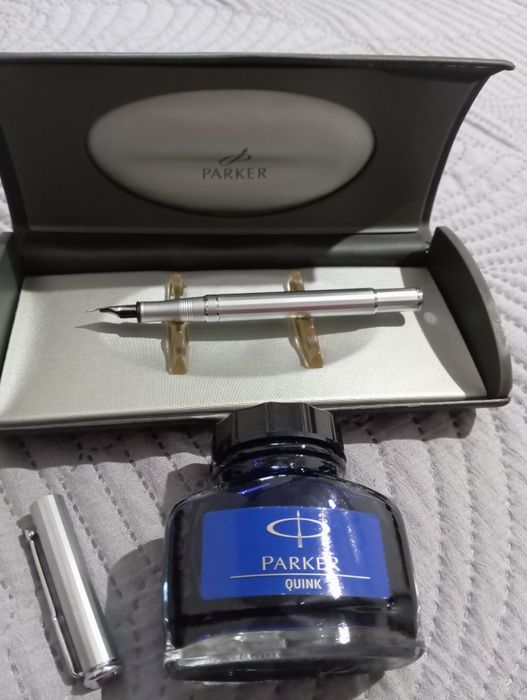 Ручка чернила с чернилой Parker