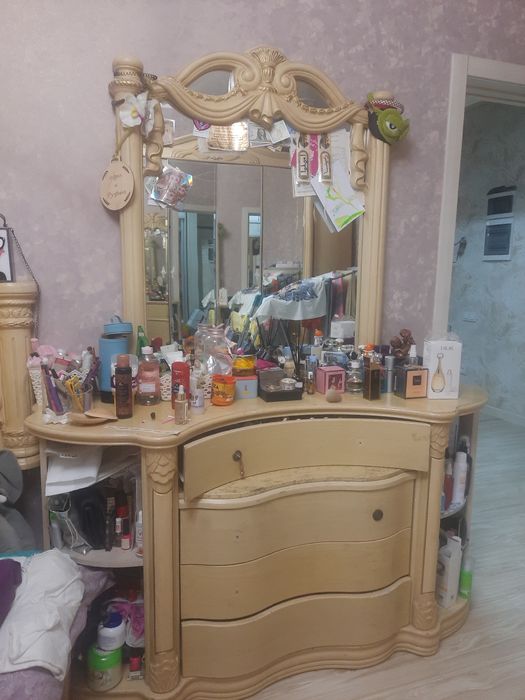 Продам мебель в спальню