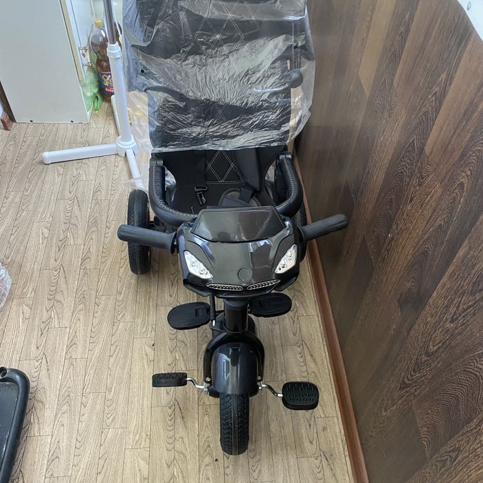 Трехколесный велосипед