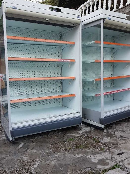 Хладилна витрина