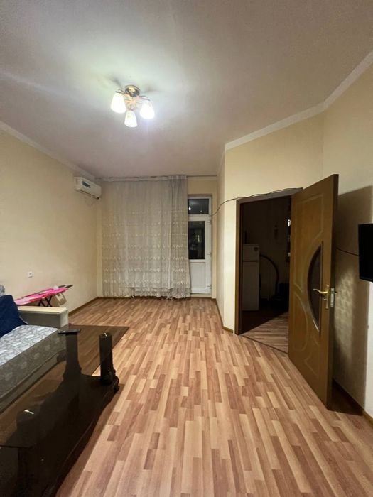Аренда квартира.  Сергели 6 А.  2 х комнатная С обстановкай