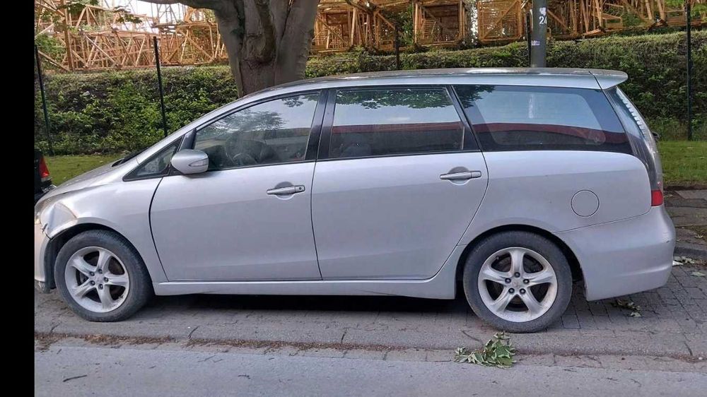 Продава се само на части Митсубиши Грандис 2.0 дизел 2004 год