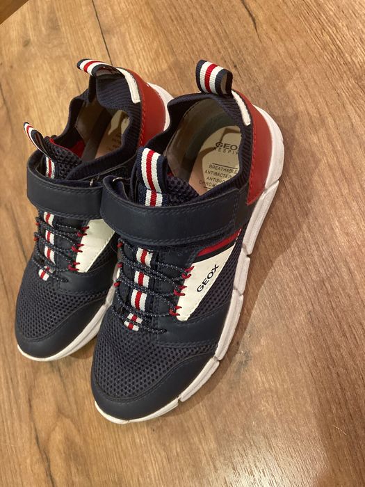 Pantofi băieți Geox Respira 37 stare excelentă