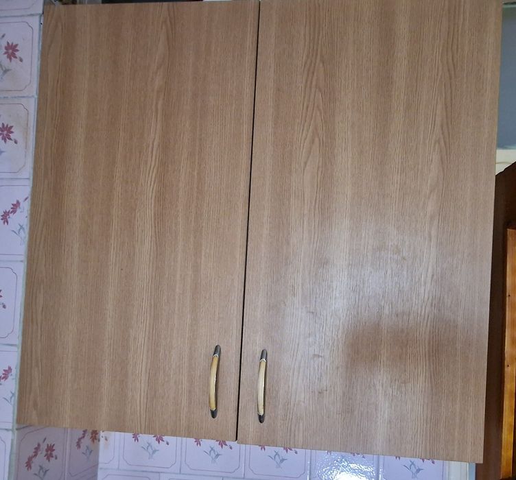 3 buc dulap 2 usi cu un raft suspendat