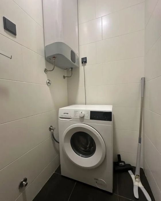 Продава се Тристаен апартамент в София, Хаджи Димитър - 84 кв.м за 2239 €/кв.м - Снимка #4