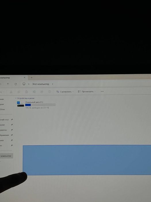 Microsoft Surface CORE I7 1065G7 16GB/256GB
-INTEL CORE I7 1065G7 
-DD
