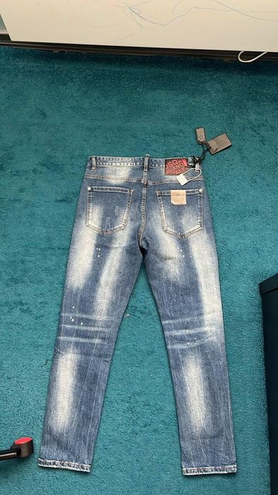 Дънки на  Dsquared2