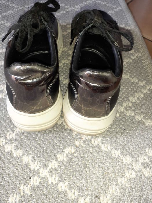 Кецове естествена кожа guess