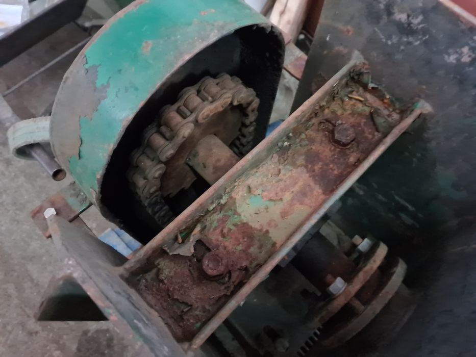 шнек дължина 6200мм.4kw