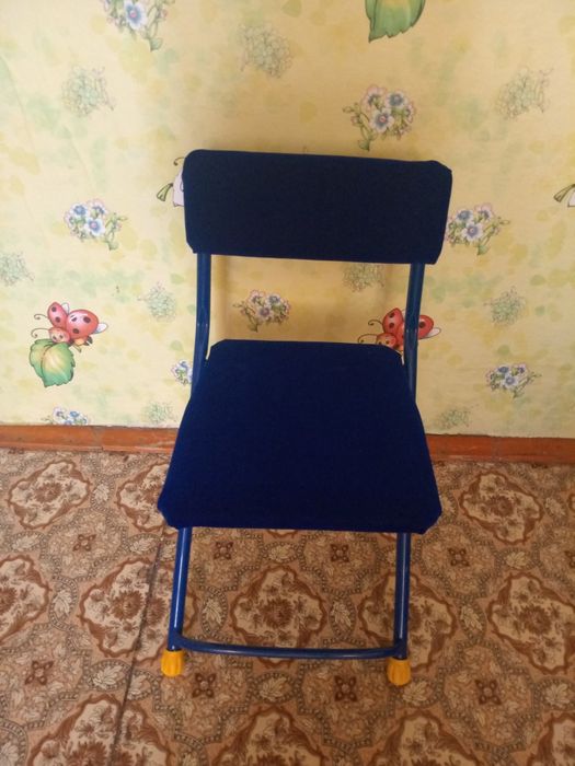 Продам детскую парту