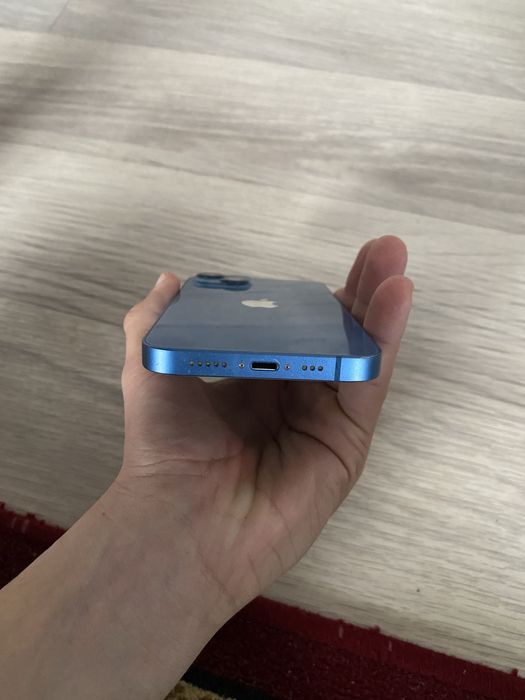 продается Iphone 13 128