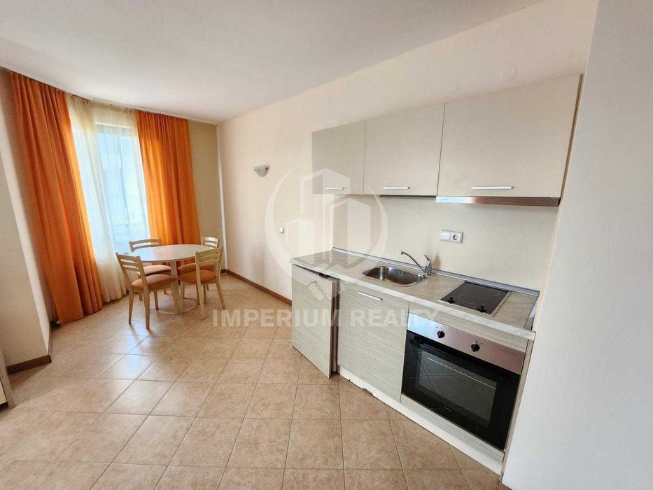 Продава се Двустаен апартамент в к.к. Слънчев бряг - 55 кв.м за 1271 €/кв.м - Снимка #3