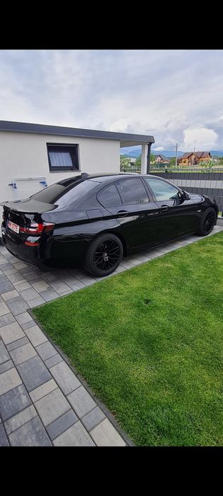 BMW Seria 5 2010 — imagine 3