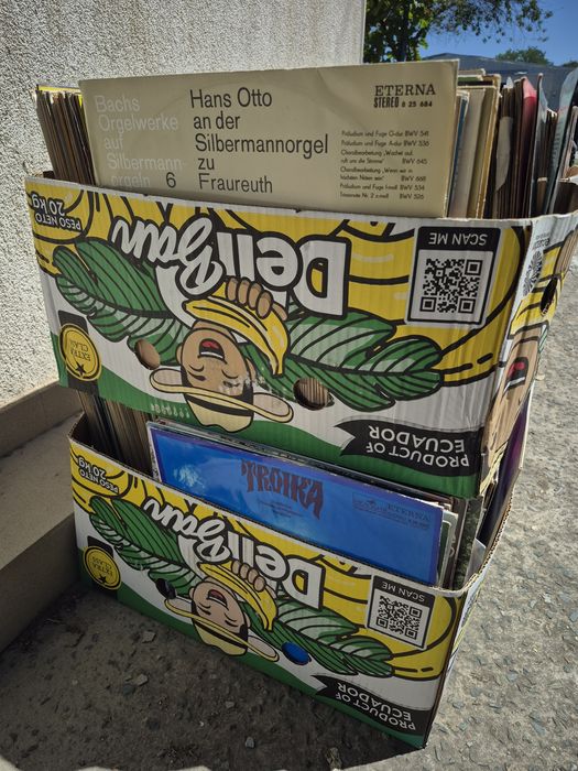 Vând 100 Discuri Vinil colectie muzica clasica mixta Artiști celebrii