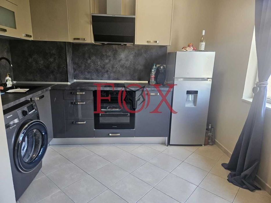 Дава се под наем Тристаен апартамент в Варна, Виница - 90 кв.м за 550 € - Снимка #3