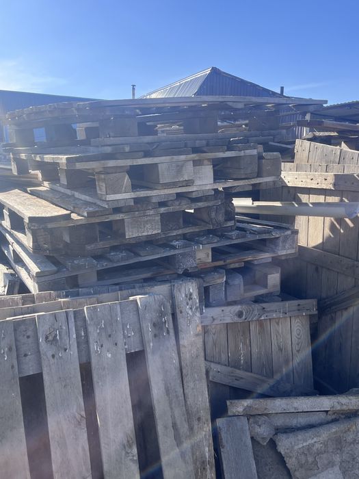 Продам Поддоны..