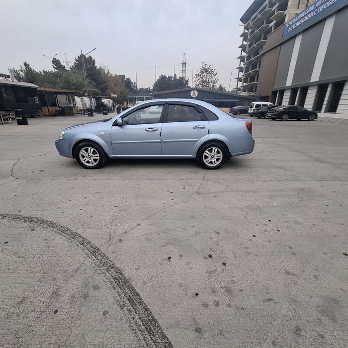 Lasetti Harajati yoʻq Minishga tayyor